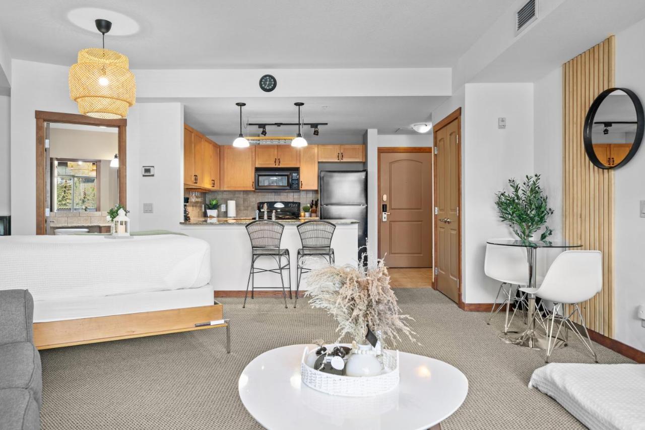 ⭐️ Luxury Mountain View Studio In Canmore ⭐️ Eksteriør bilde
